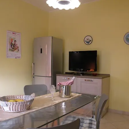 펜션 Casa Oriana 로솔리나